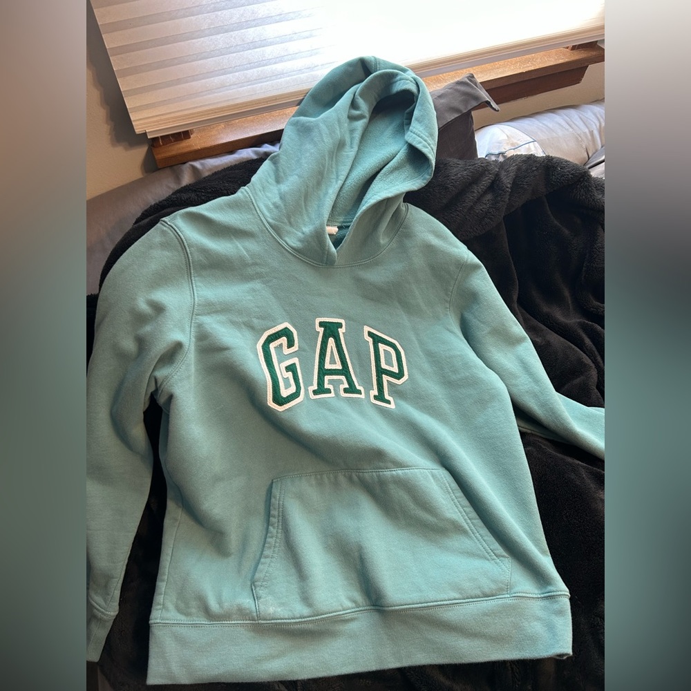 Gap Green sweatshirt!